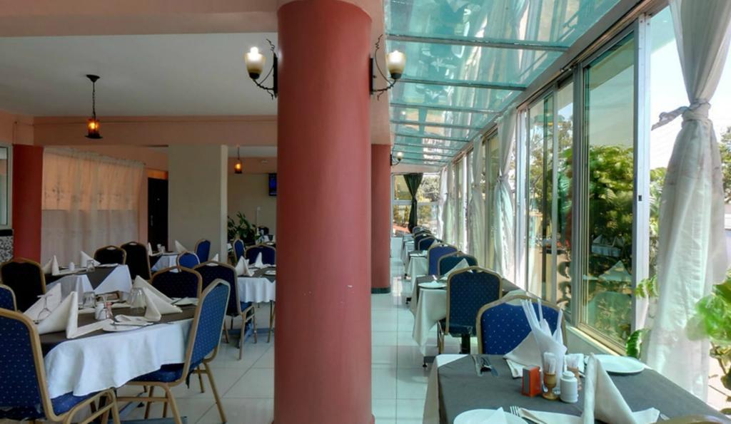Royal City Dubai Complex Kisumu Kültér fotó