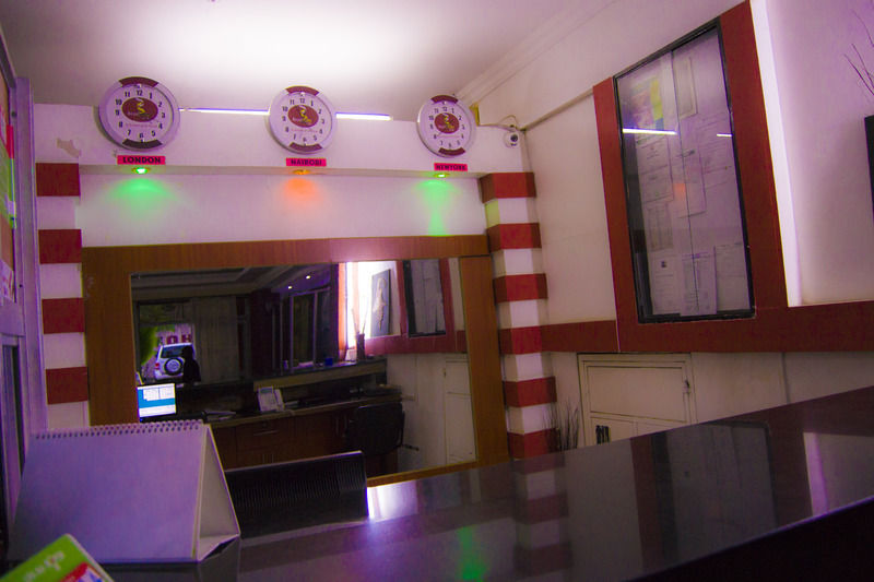Royal City Dubai Complex Kisumu Kültér fotó