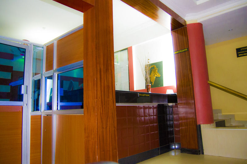 Royal City Dubai Complex Kisumu Kültér fotó