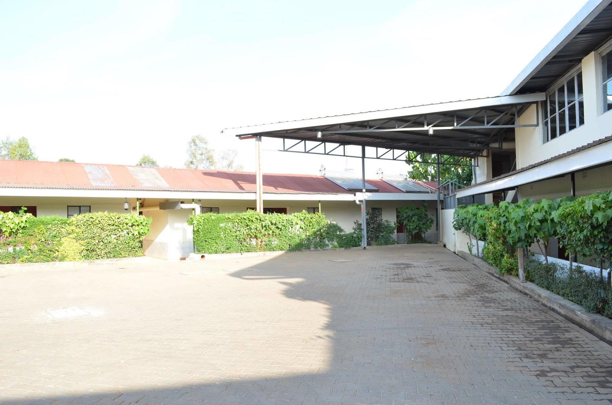 Royal City Dubai Complex Kisumu Kültér fotó