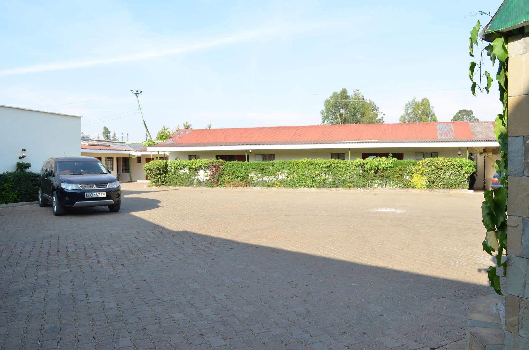 Royal City Dubai Complex Kisumu Kültér fotó