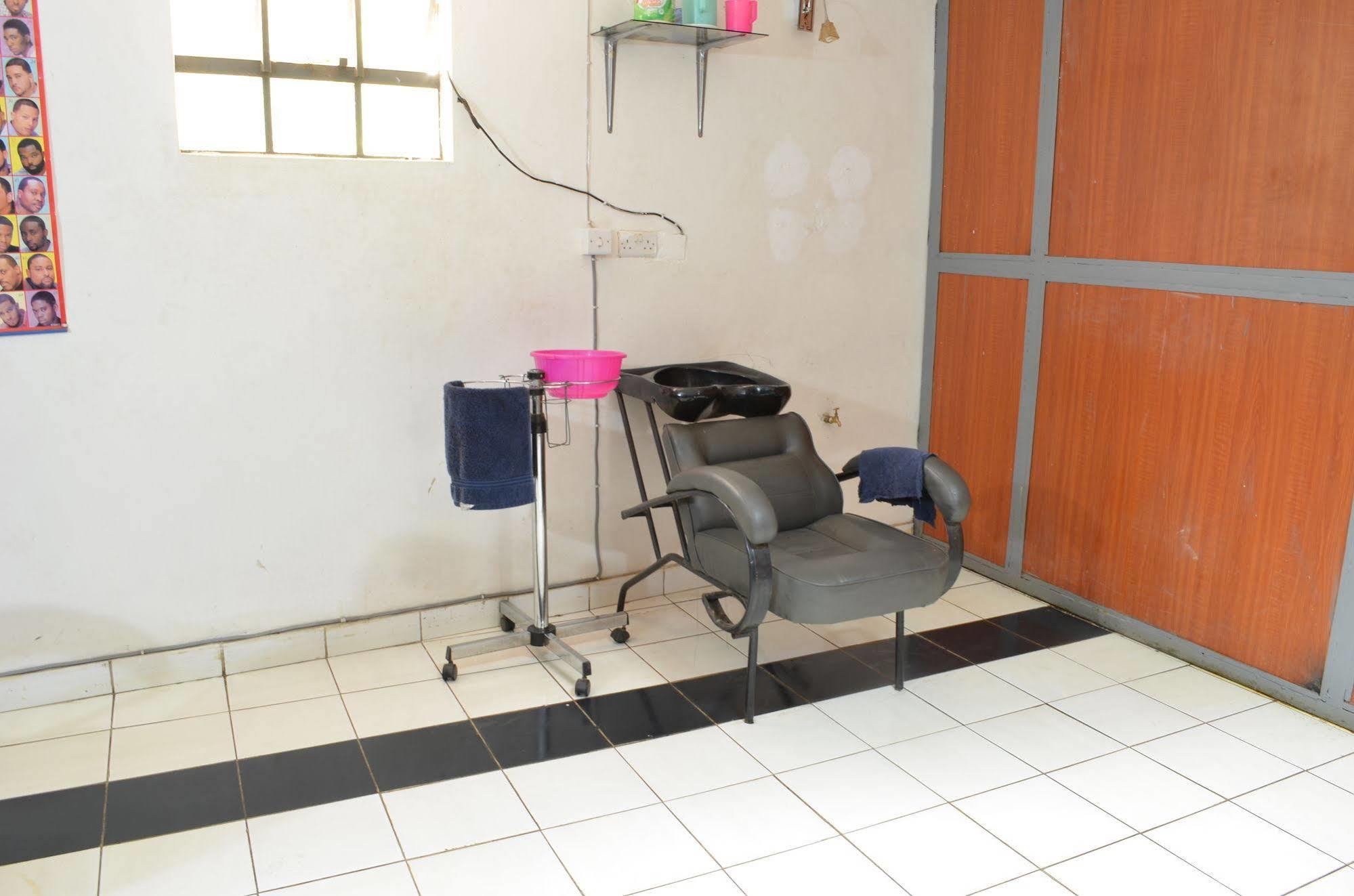 Royal City Dubai Complex Kisumu Kültér fotó